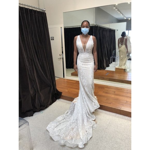 Calla Blanche Connie 18108 Wedding Gown Size 8 - Picture 6 of 11